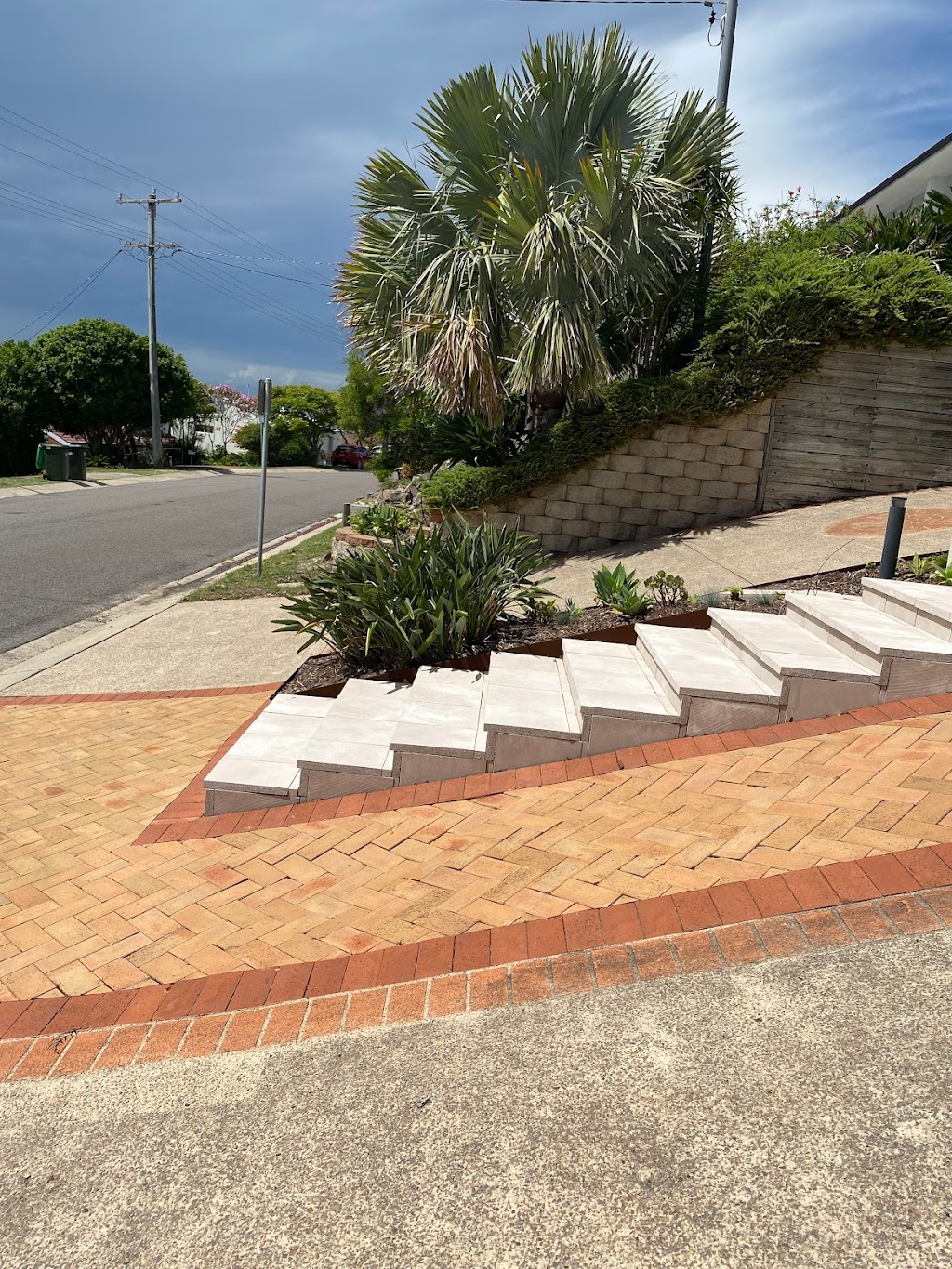 Four Point Landscaping & Construction | Crystal Cl, Fingal Bay NSW 2315, Australia | Phone: 0422 443 496