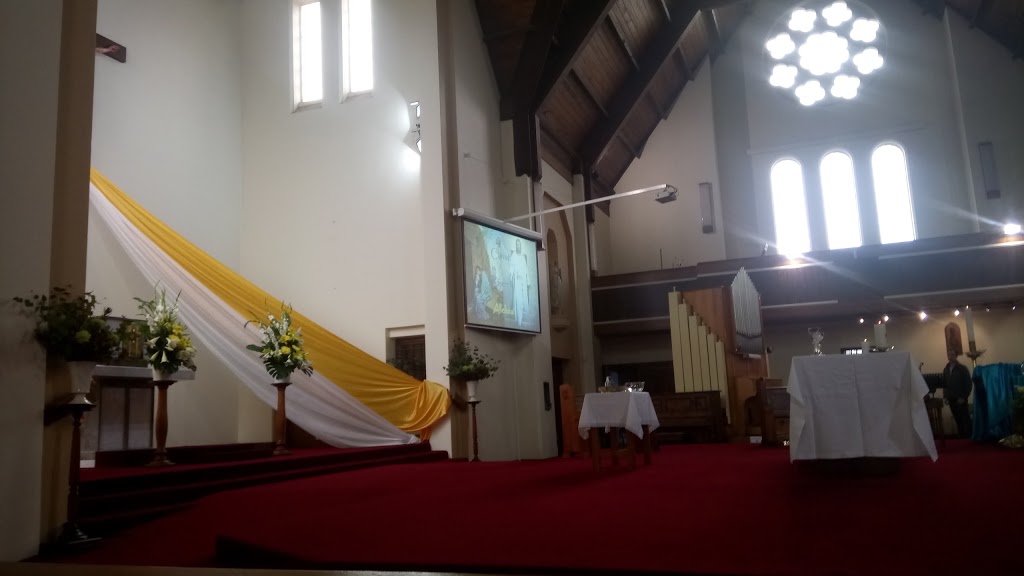 St Thereses Parish Essendon | church | 48A Lincoln Rd, Essendon VIC 3040, Australia | 0393792039 OR +61 3 9379 2039