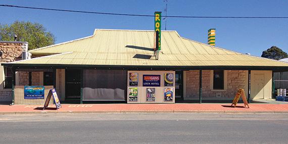Lock Hotel Motel | liquor store | 10 Railway Terrace, Lock SA 5633, Australia | 0886891113 OR +61 8 8689 1113