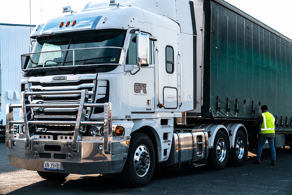 General Freight Express | 19/25 Cook St, Tamworth NSW 2340, Australia | Phone: (02) 6765 9259