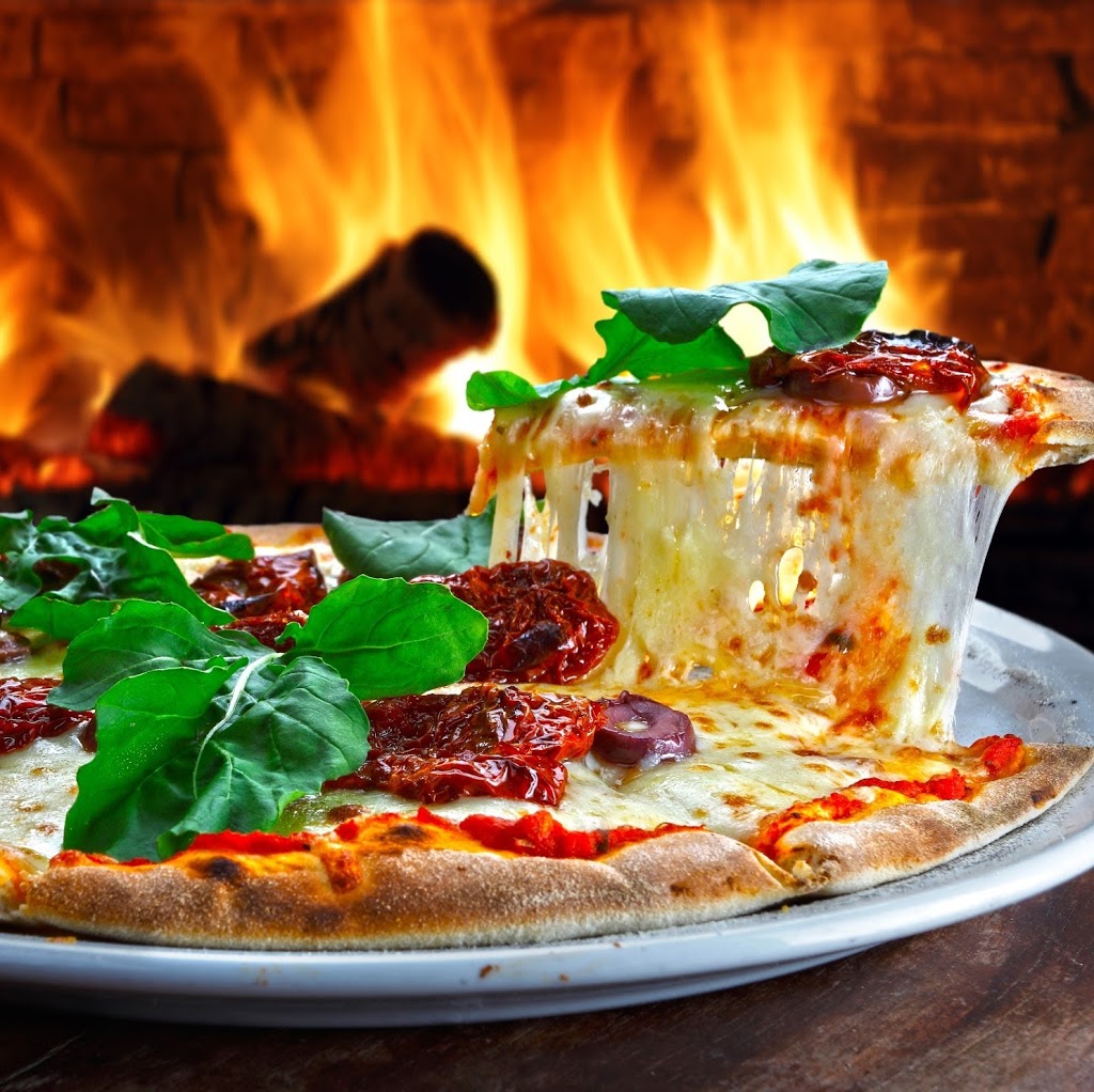Degani Woodfired Pizza | meal delivery | 250 Somerton Rd, Roxburgh Park VIC 3064, Australia | 0383392077 OR +61 3 8339 2077