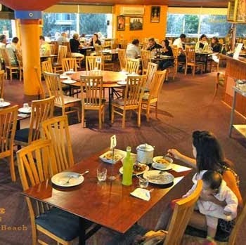 Thai Palace Restaurant | restaurant | 1 Manning St, Scarborough WA 6019, Australia | 0892457088 OR +61 8 9245 7088
