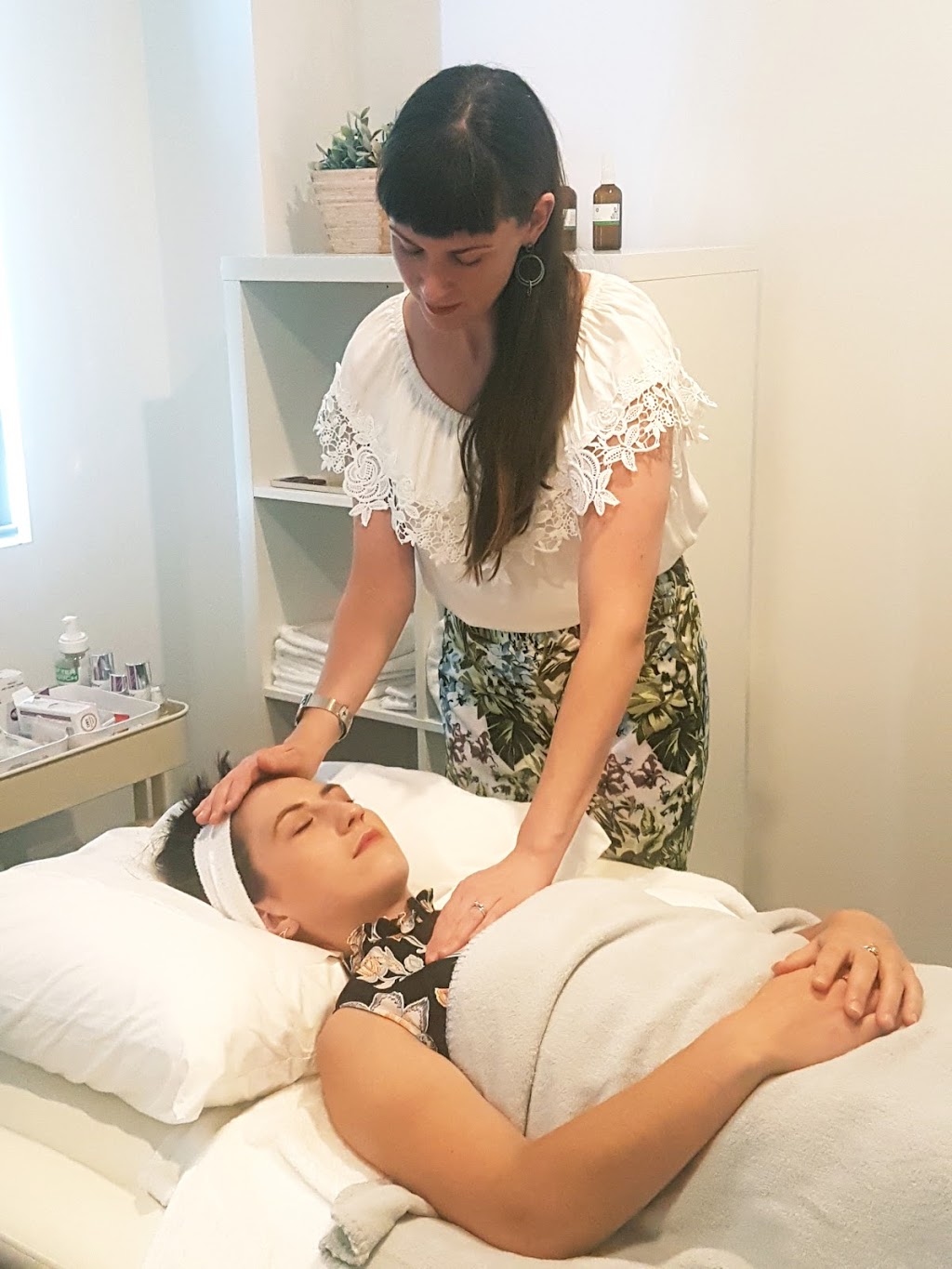 Qi Medicine acupuncture and massage Melbourne | spa | Suite 4, level 1/151 Pascoe Vale Rd, Moonee Ponds VIC 3039, Australia | 0383947665 OR +61 3 8394 7665