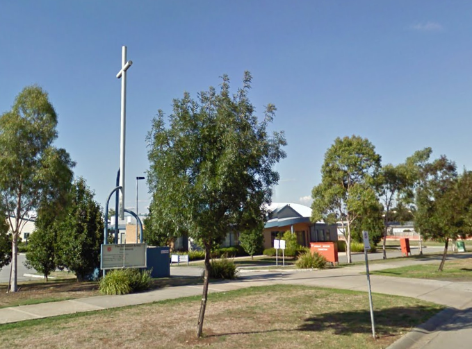 Cranbourne Seventh Day Adventist Church | church | 1 New Holland Dr, Cranbourne East VIC 3977, Australia
