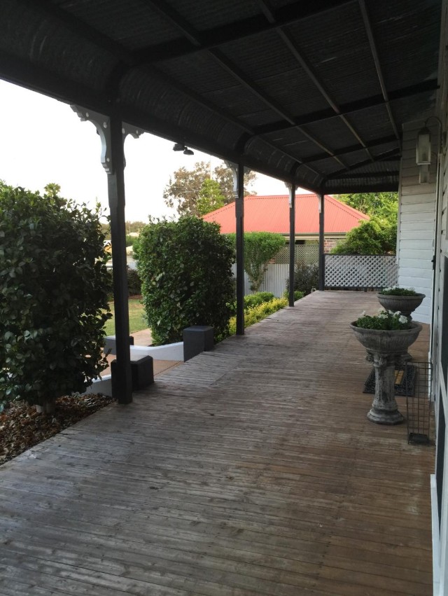 Courthouse Cottage | 158 De Boos St, Temora NSW 2666, Australia | Phone: (02) 6978 1911