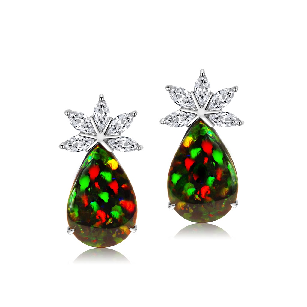 Cosmopolitan Jewellers Opals | jewelry store | 140 George St, The Rocks NSW 2000, Australia | 0292523770 OR +61 2 9252 3770