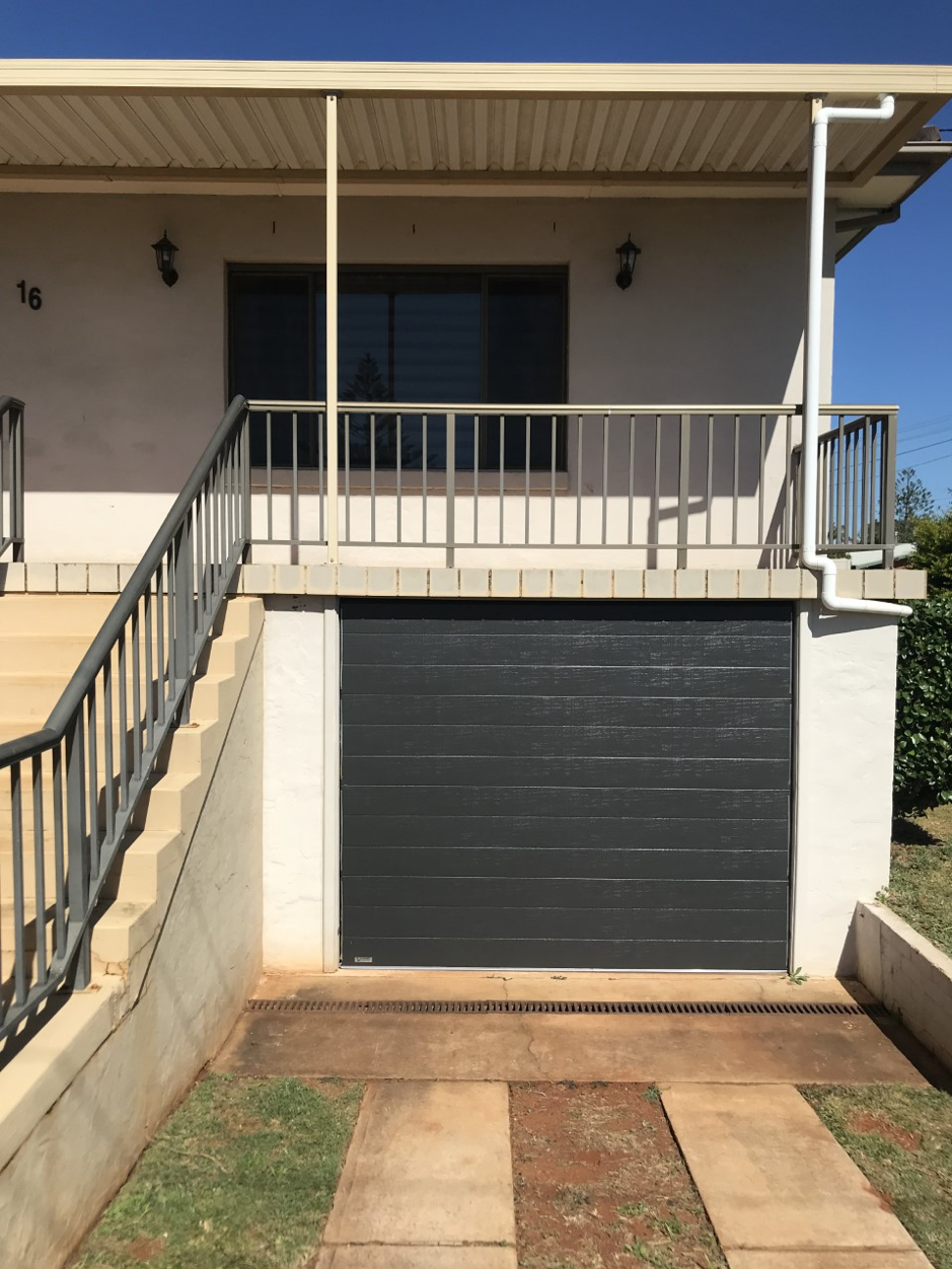 Port Macquarie Garage Doors | 19 Uralla Rd, Port Macquarie NSW 2444, Australia | Phone: (02) 6581 1350