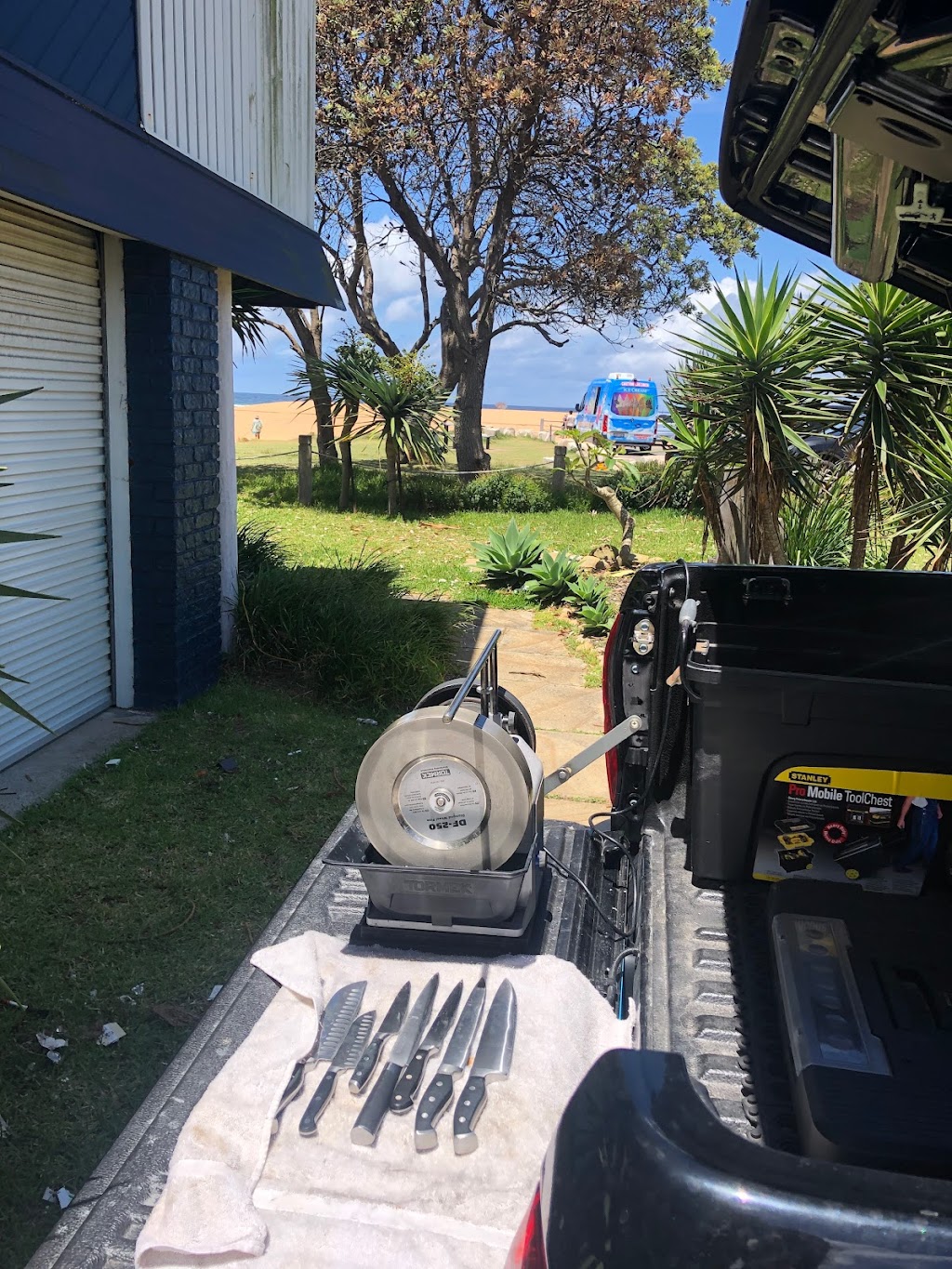 keeping it sharp | 54 Hutton Rd, The Entrance North NSW 2261, Australia | Phone: 0408 779 813