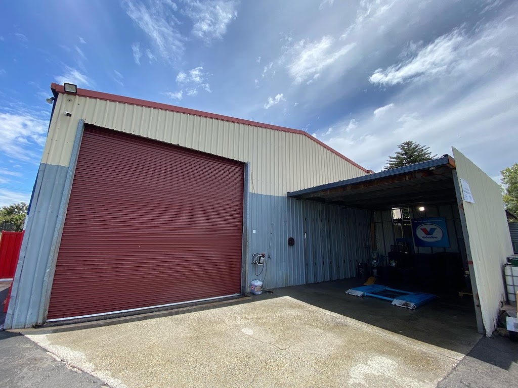 Superior surface solutions | 5 Bracken Cl, Cameron Park NSW 2285, Australia | Phone: 0410 608 947