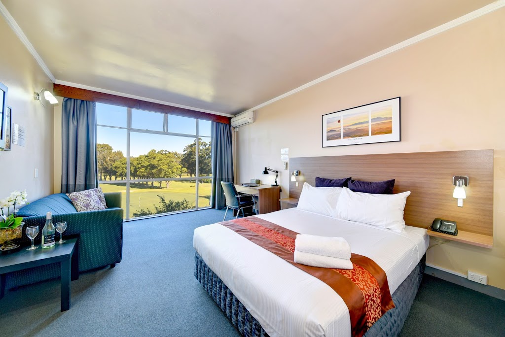 Red Star Hotel West Ryde | 1188 Victoria Rd, West Ryde NSW 2114, Australia | Phone: (02) 9877 8377
