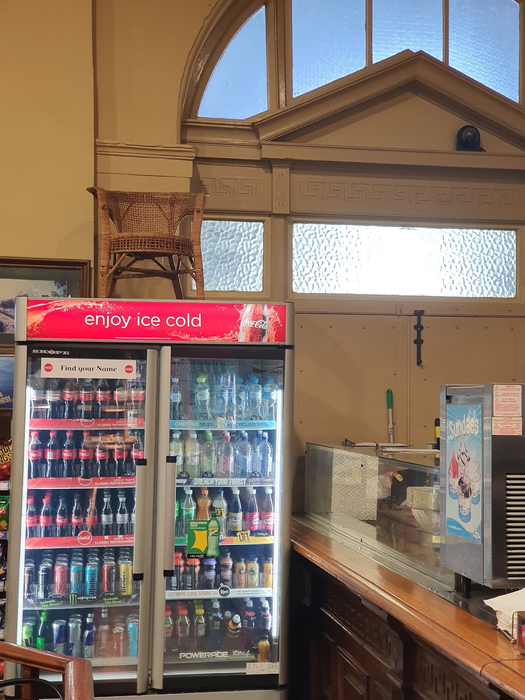 Station Refreshment Room | 20 Mair St, Ballarat Central VIC 3350, Australia | Phone: (03) 5333 1806