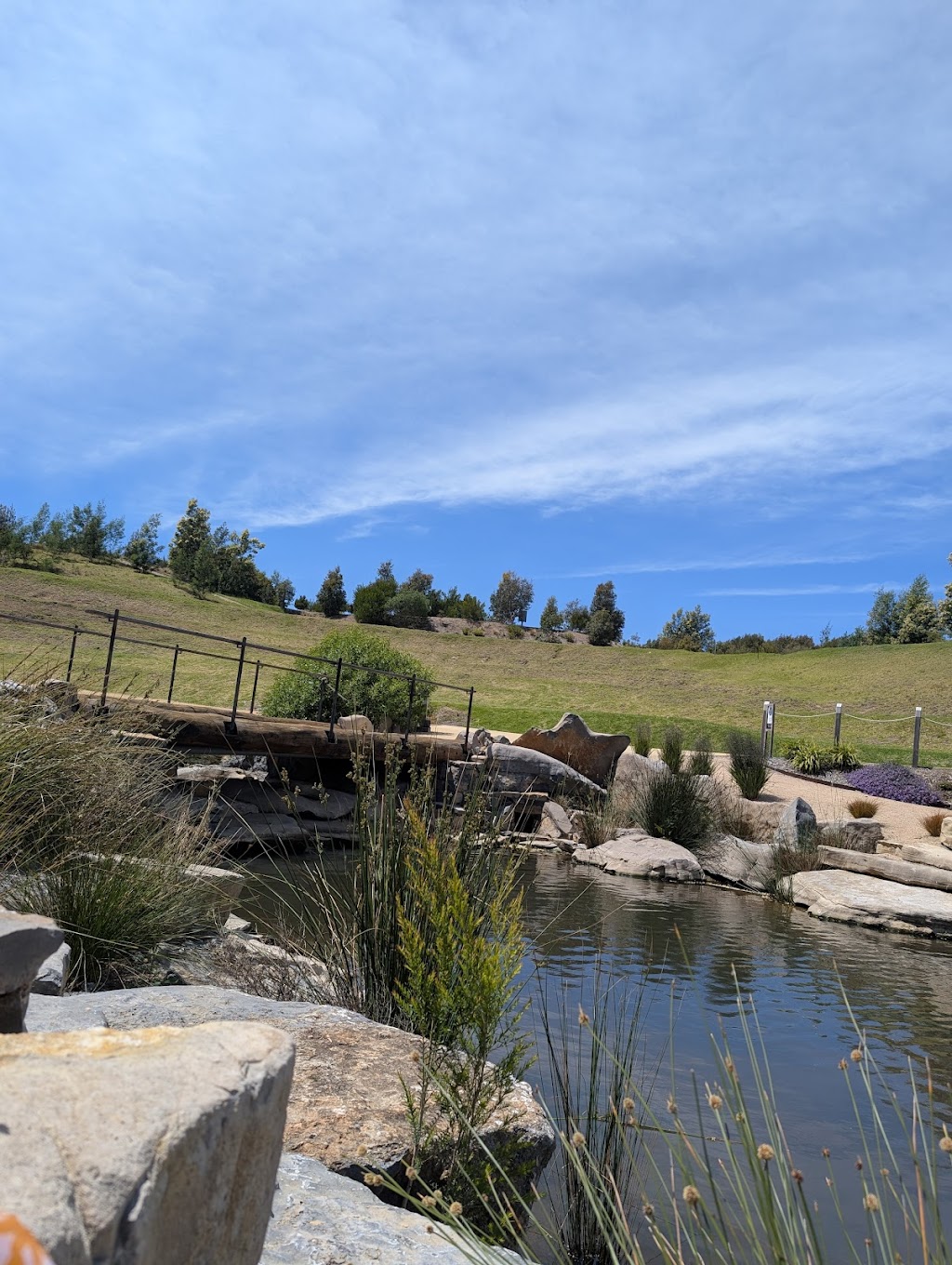 Metung Hot Springs Holiday Homes | 73 Storth Ryes Ave, Metung VIC 3904, Australia | Phone: 0400 010 206