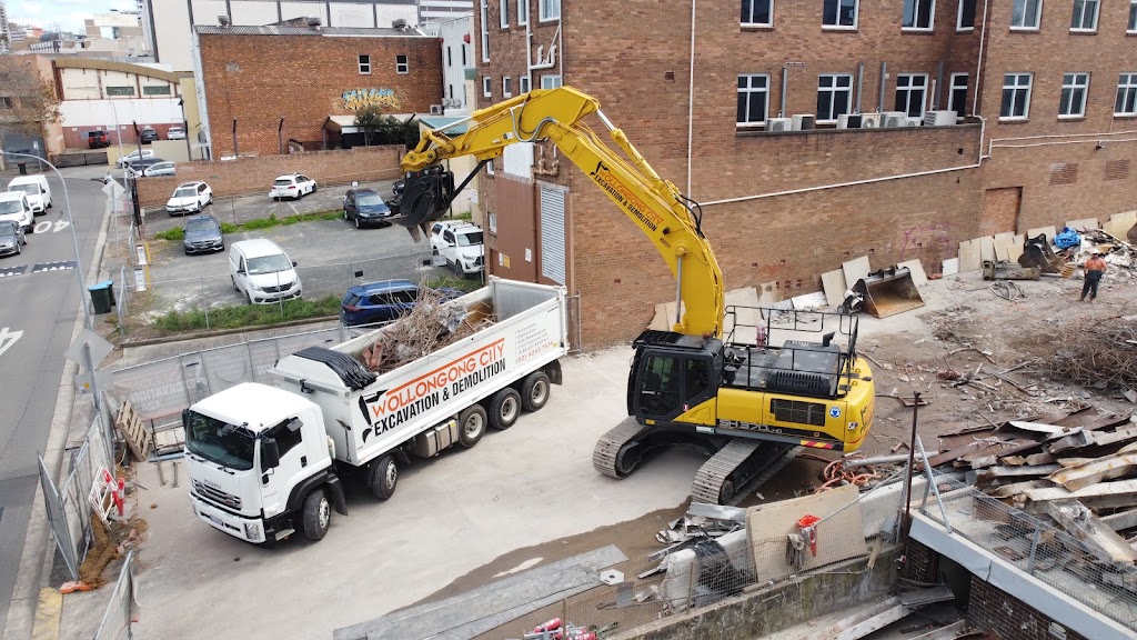 Wollongong City Excavation & Demolition (WCED) | Unit 10/18 Waynote Pl, Unanderra NSW 2526, Australia | Phone: (02) 4243 7574