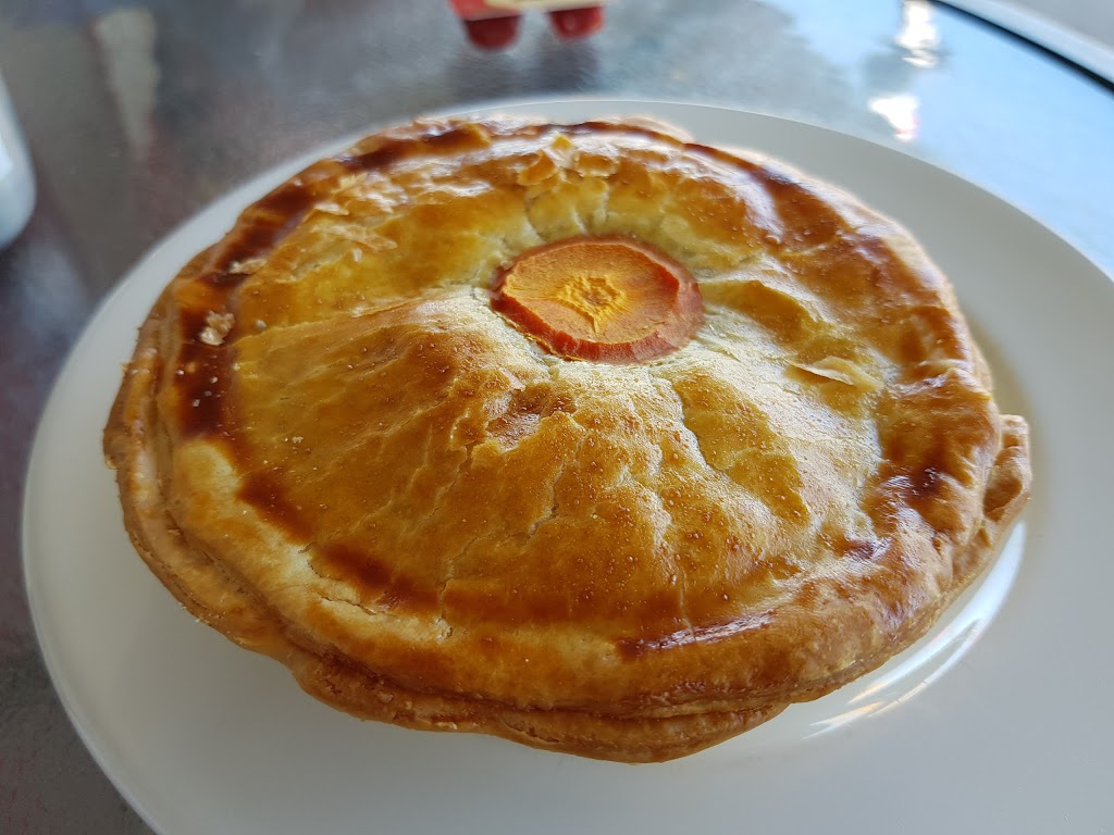 Kuma Pies and Pastries | cafe | 178 Sharp St, Cooma NSW 2630, Australia | 0264526337 OR +61 2 6452 6337
