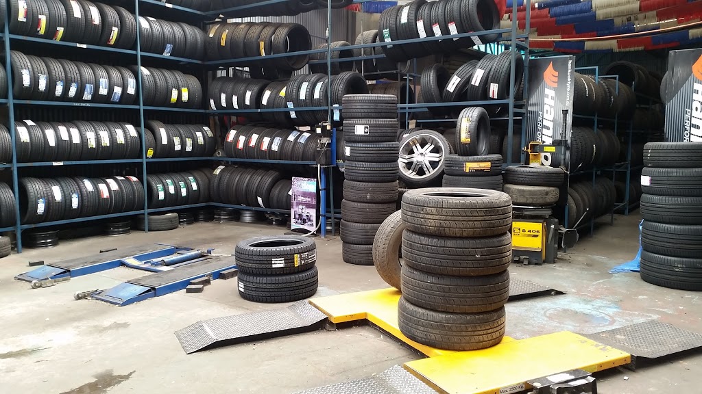 Williamstown Wheels & Tyres | car repair | 340 Kororoit Creek Rd, Williamstown North VIC 3016, Australia | 0393973000 OR +61 3 9397 3000