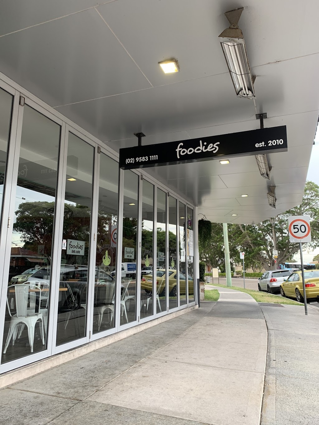 Foodies Deli Cafe | 4/29 Clareville Ave, Sandringham NSW 2219, Australia | Phone: (02) 9583 1111