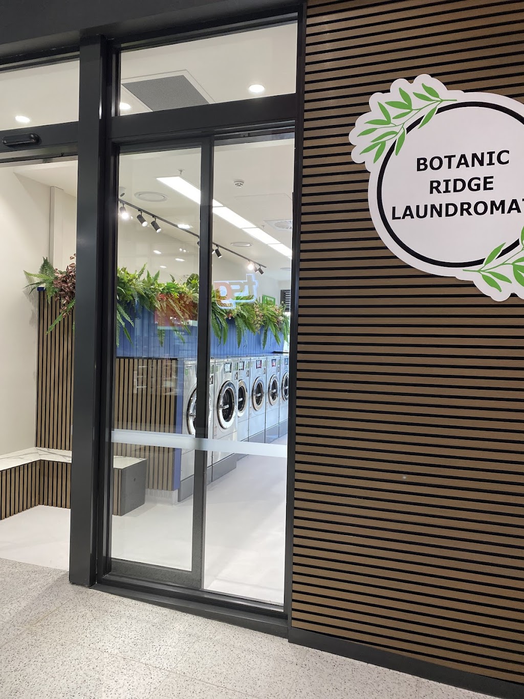 Botanic Ridge Laundromat | laundry | 3B/10 Hummingbird Dr, Botanic Ridge VIC 3977, Australia | 0451352224 OR +61 451 352 224