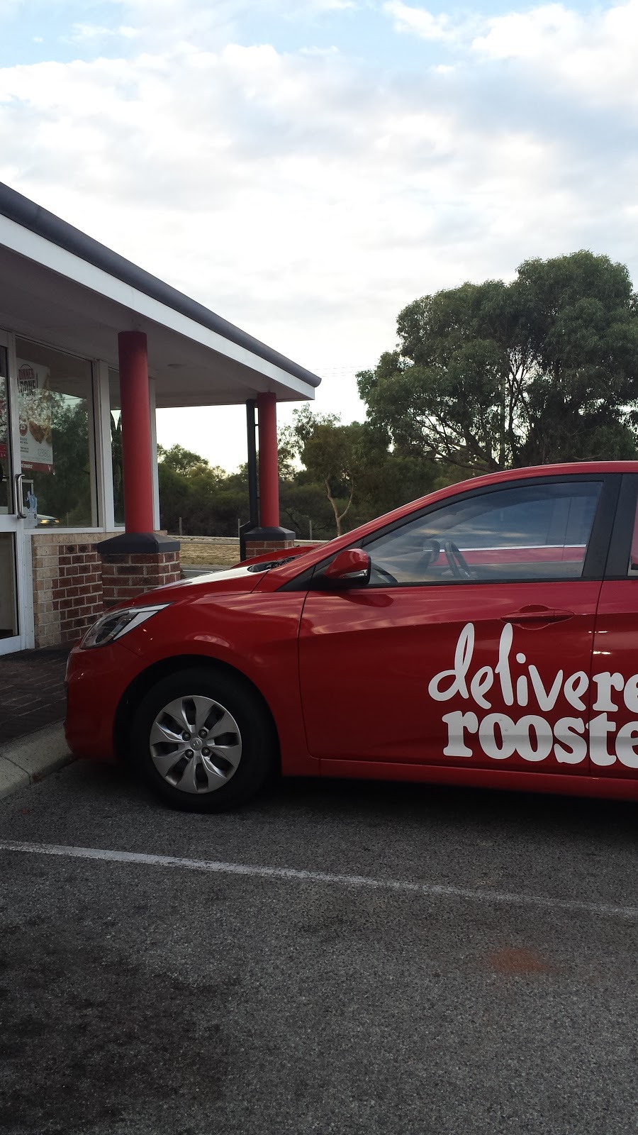 Red Rooster | Ocean Reef Rd & Eddystone Avenue, Beldon WA 6027, Australia | Phone: (08) 9307 7788