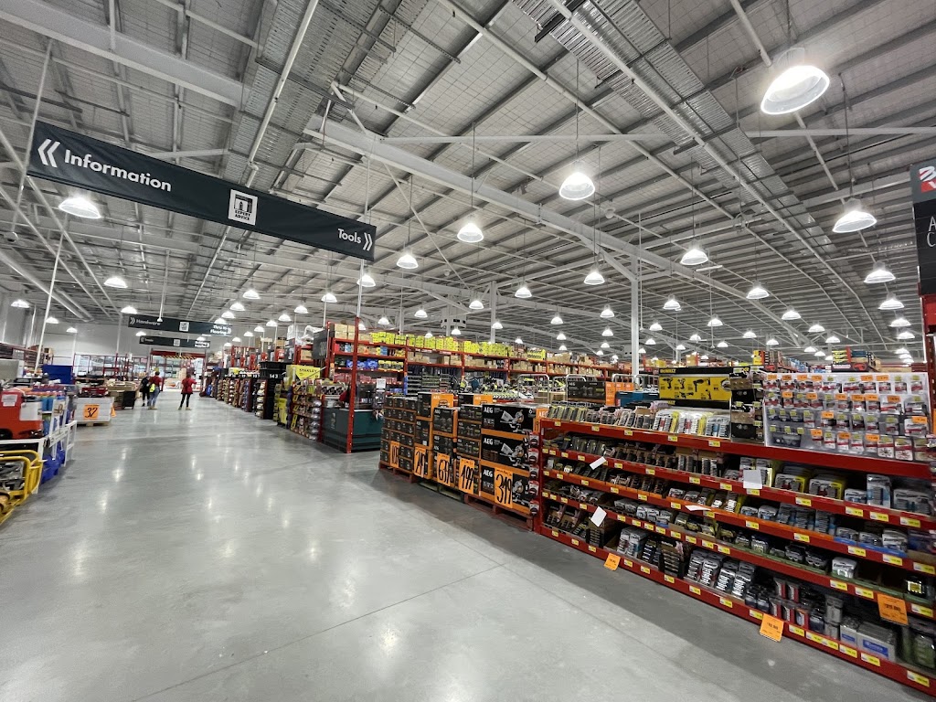 Bunnings Leppington | Cnr of Bringelly Road, and, Skyline Cres, Leppington NSW 2179, Australia | Phone: (02) 9756 8200