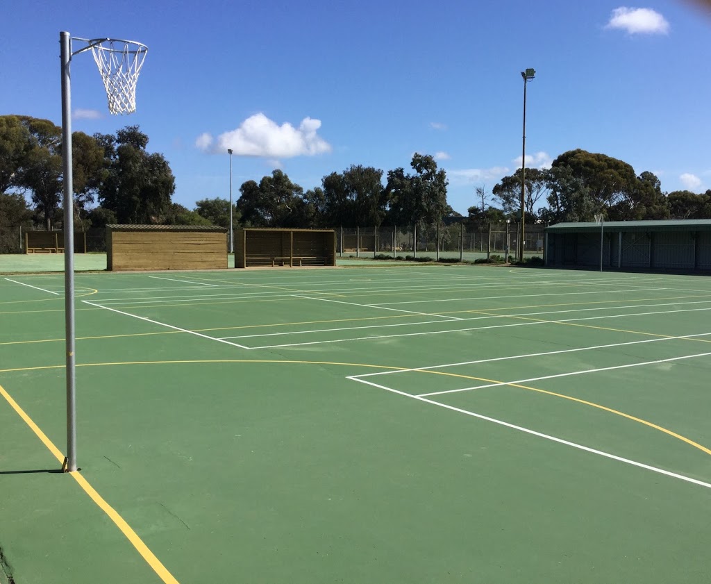 Naracoorte & District Sports Centre | Stewart Terrace, Naracoorte SA 5271, Australia | Phone: (08) 8760 1100