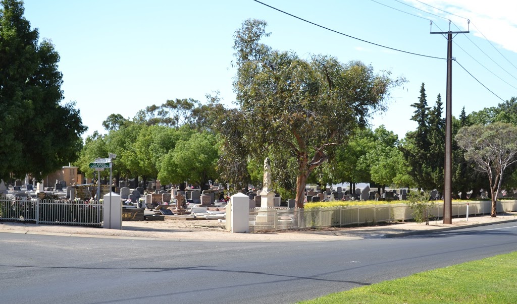 Loxton Cemetery | Loxton SA 5333, Australia