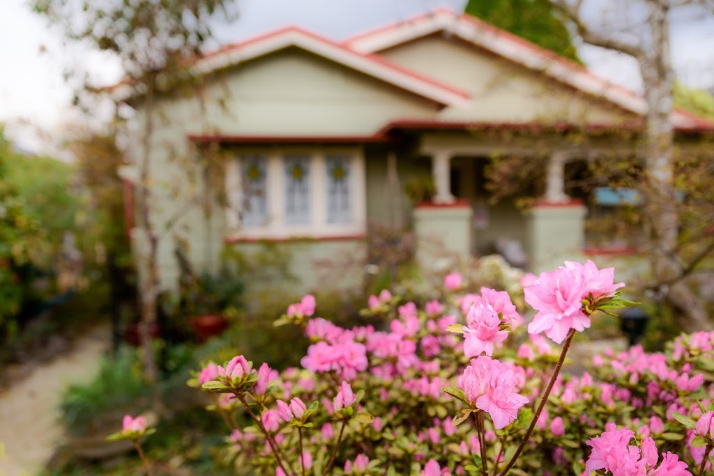 Shelton-Lea Bed & Breakfast | 159 Lurline St, Katoomba NSW 2780, Australia | Phone: (02) 4782 9883