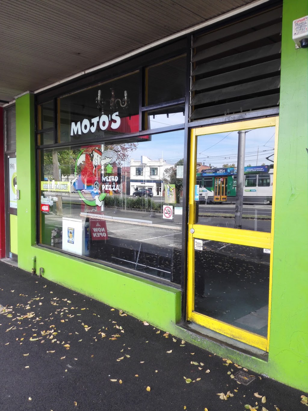 Mojos Weird Pizza | meal delivery | 384 Queens Parade, Clifton Hill VIC 3068, Australia | 0394896588 OR +61 3 9489 6588