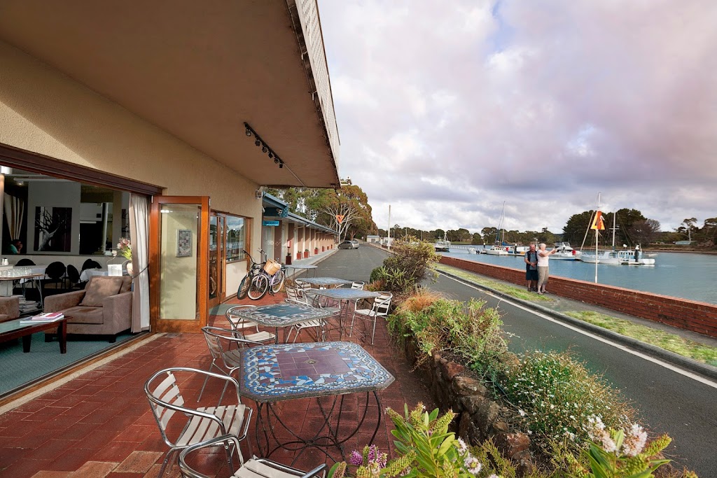 Burnie Airport Motel | 1 Goldie St, Wynyard TAS 7325, Australia | Phone: (03) 6442 2351