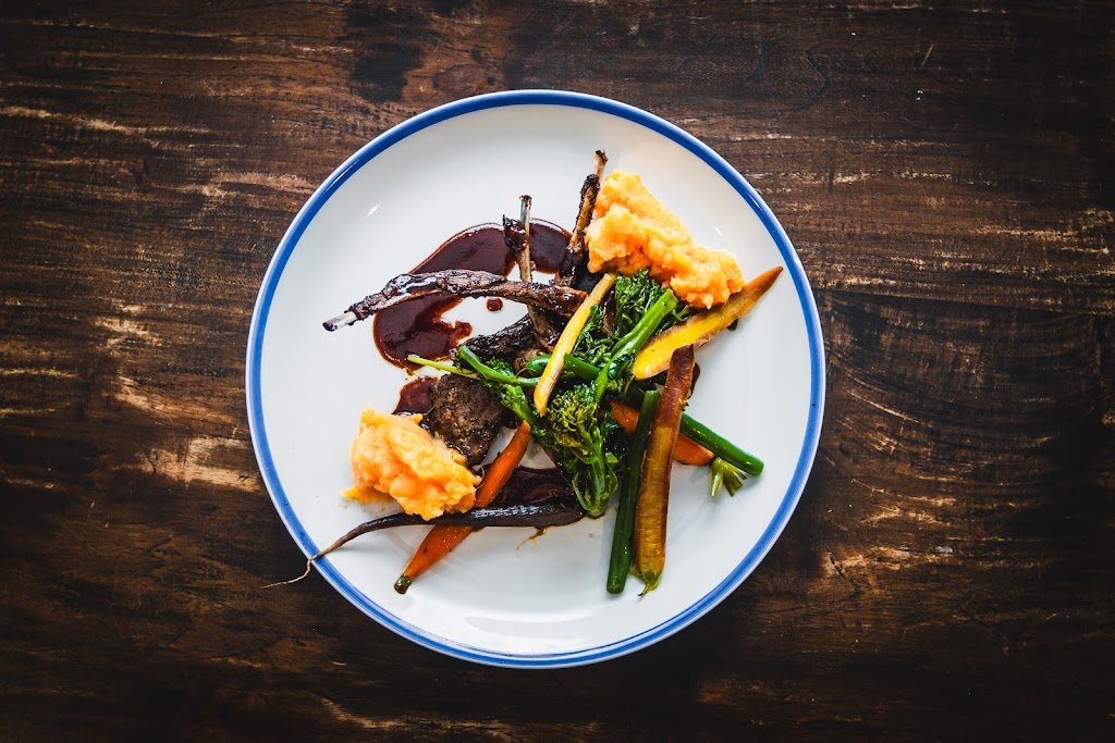 Lakeside Restaurant | 12 Moodemere Rd, Rutherglen VIC 3685, Australia | Phone: (02) 6032 9449