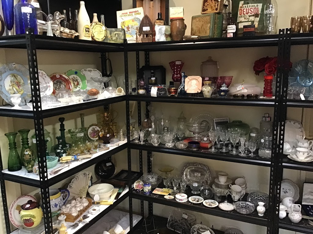 Remi’s Antiques & Collectables | home goods store | Shop 27, E-Shed Markets, Peter Hughes Dr, Fremantle WA 6160, Australia | 0407672878 OR +61 407 672 878