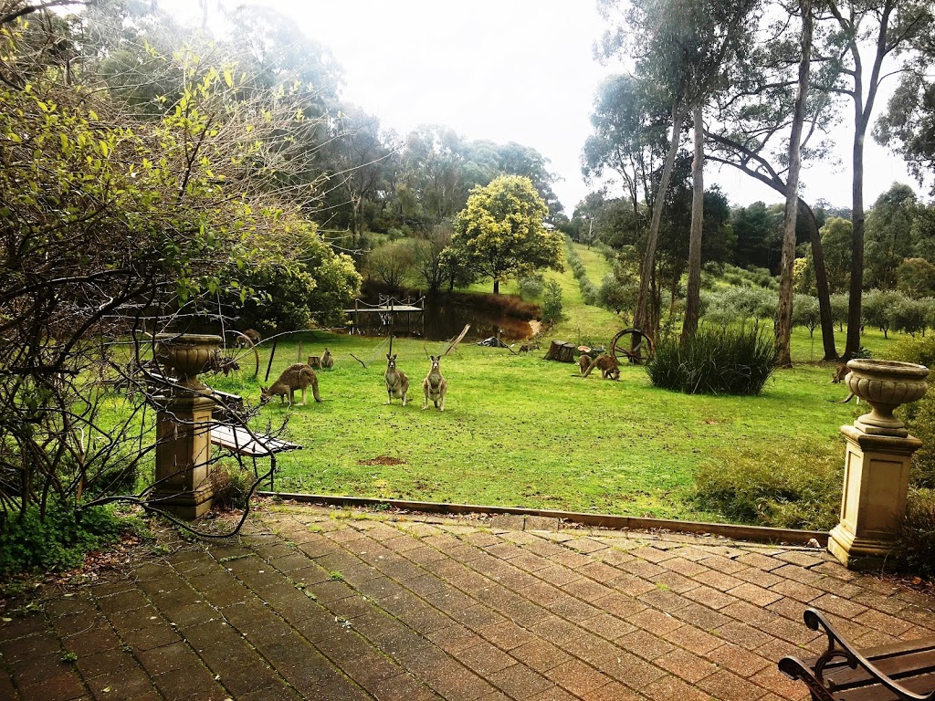 Countryside Connections Spa Cottage | 64 Fourteenth St, Hepburn Springs VIC 3461, Australia | Phone: 0439 482 802