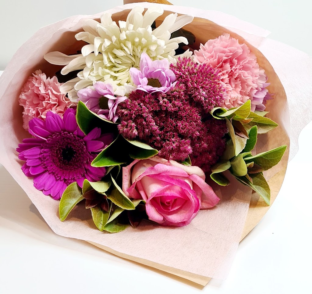 Blossom By Daisy | florist | 41 Newmarket Parade, Mickleham VIC 3064, Australia | 0451546007 OR +61 451 546 007