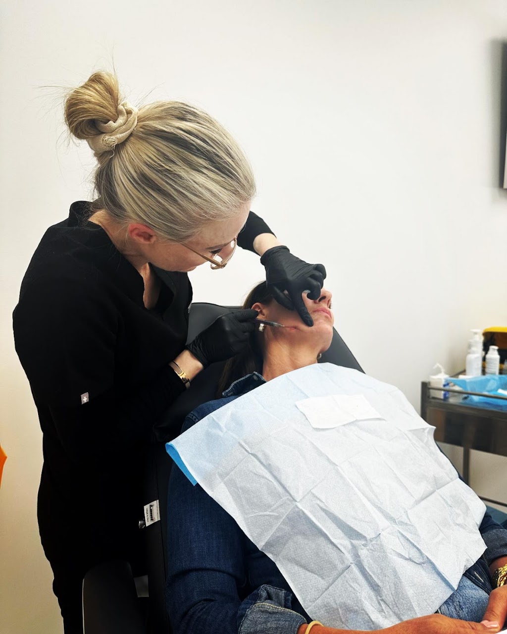 Lola Room | 296 Sailors Bay Rd, Northbridge NSW 2063, Australia | Phone: 0402 101 228