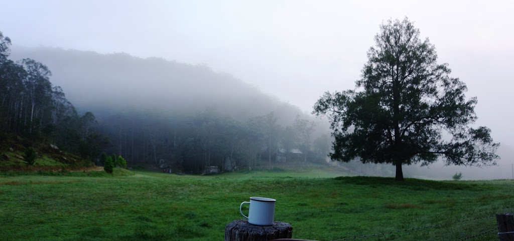 Cranky Rock Wollombi | 2214 Wollombi Rd, Sweetmans Creek NSW 2325, Australia | Phone: (02) 4998 3191