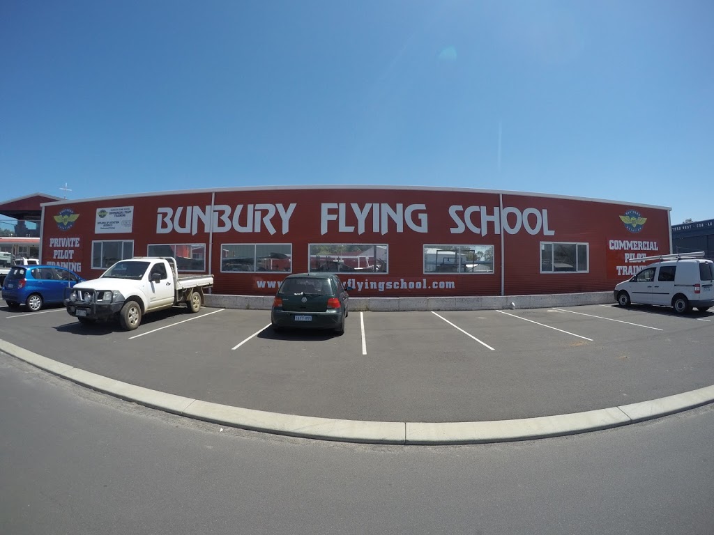 Bunbury Flying School | university | Bunbury Airport, S Western Hwy, Davenport WA 6231, Australia | 0897254145 OR +61 8 9725 4145