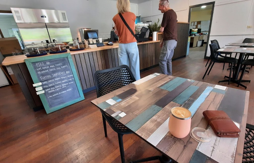 Wagtails | 3520 Armidale Rd, Nymboida NSW 2460, Australia | Phone: (02) 6649 4155