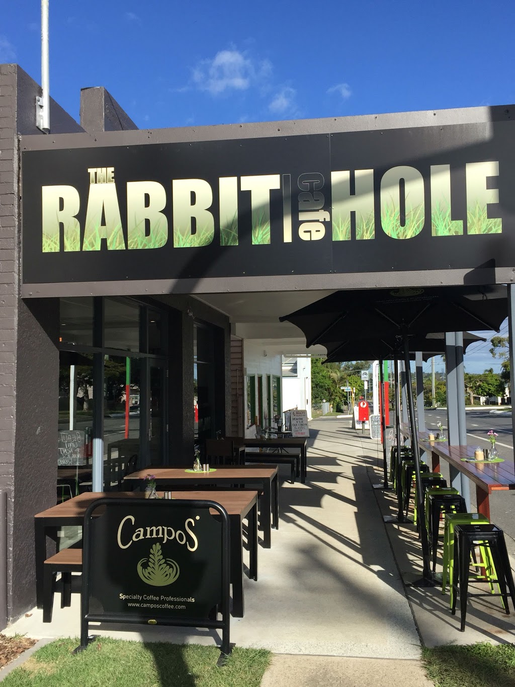 The Rabbit Hole Cafe & Bar, Wynnum | cafe | 399 Tingal Rd, Wynnum QLD 4178, Australia | 0417667796 OR +61 417 667 796
