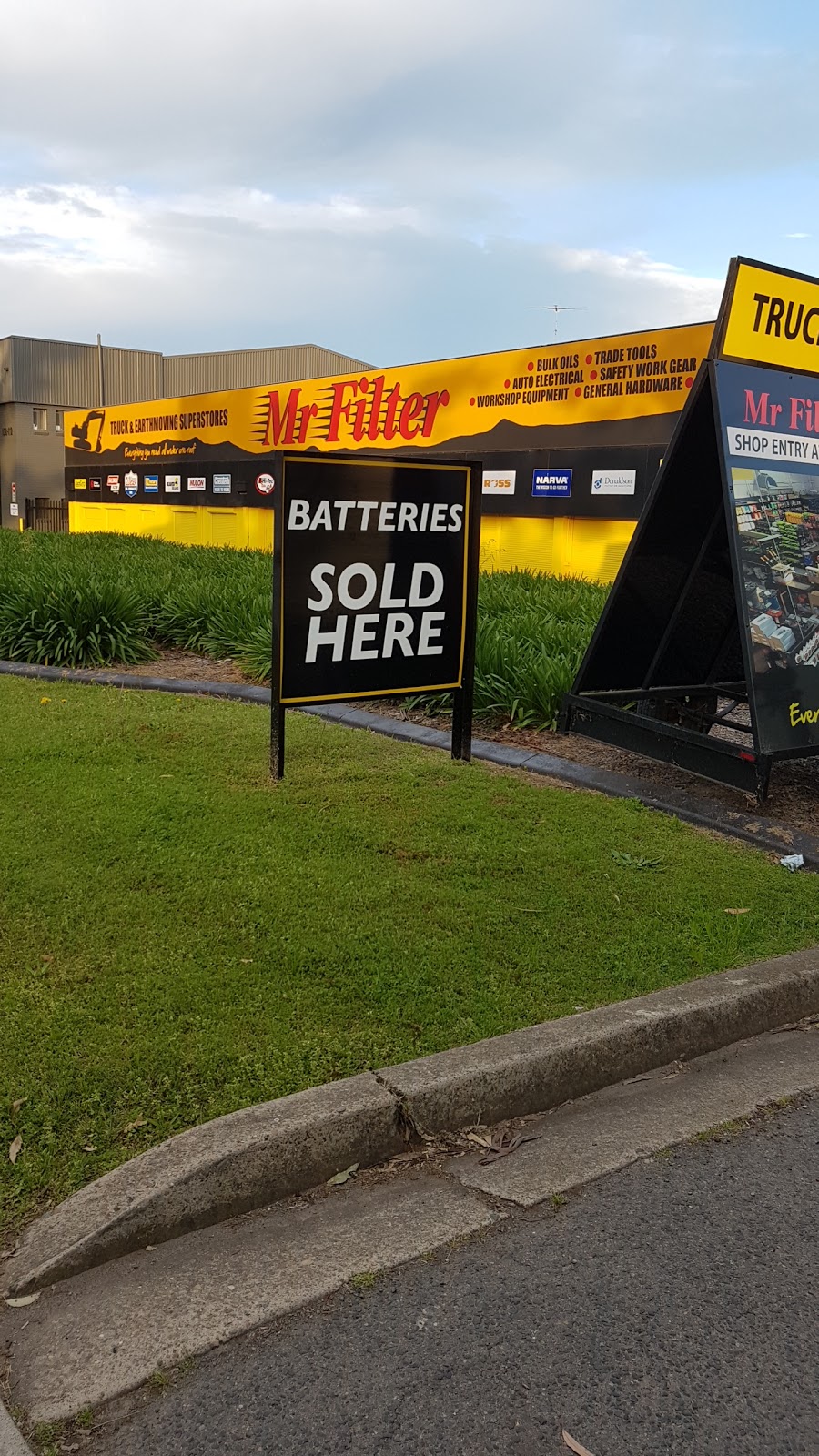 Mr Filter | car repair | 114 Toongabbie Rd, Toongabbie NSW 2146, Australia | 0297691166 OR +61 2 9769 1166