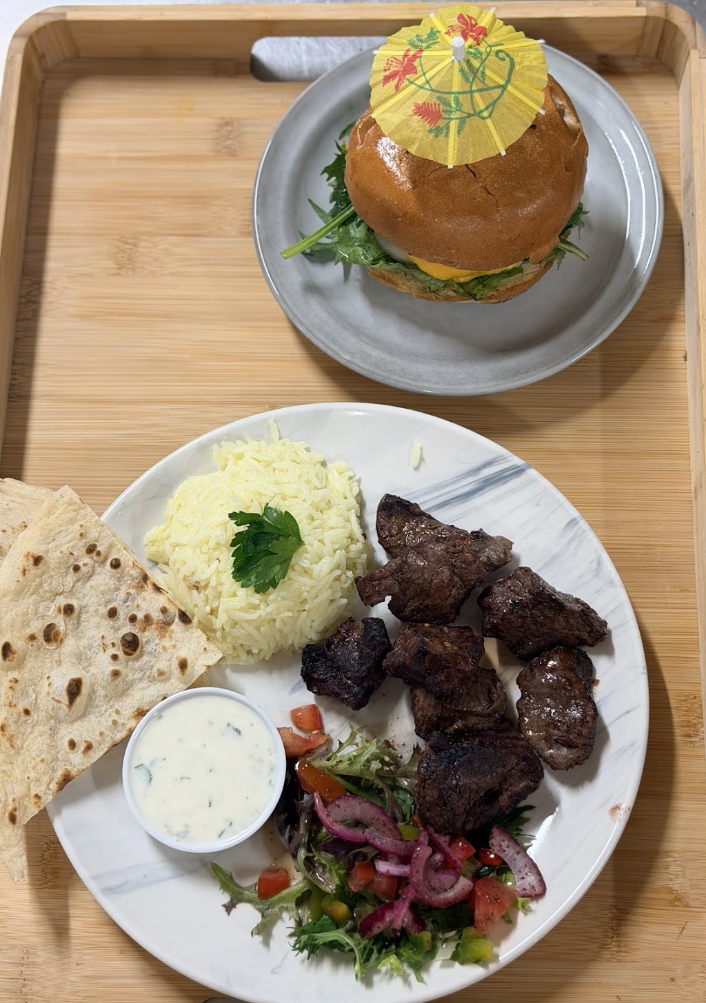 J&E Restaurant | 639 Toowoomba Connection Rd, Withcott QLD 4352, Australia | Phone: 0472 774 057