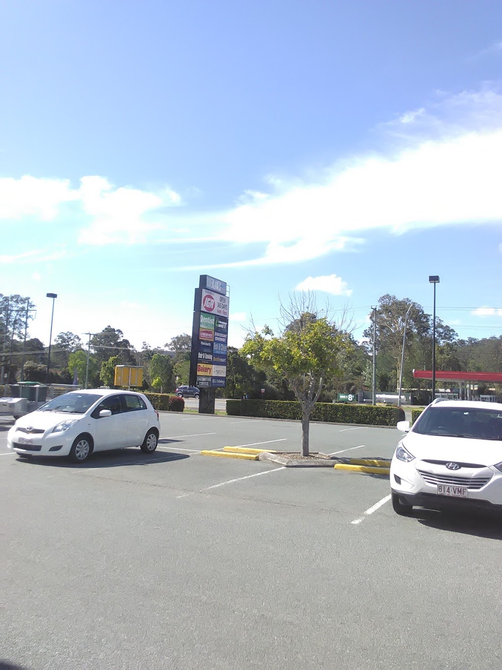 Riverlakes Shopping Village | shopping mall | Beenleigh Redland Bay Rd, Cornubia QLD 4130, Australia