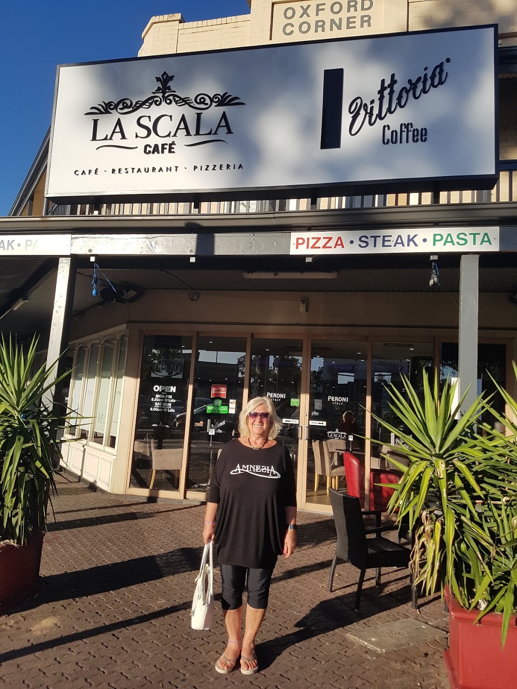 La Scala Cafe & Pizzeria | 169 Unley Rd, Unley SA 5061, Australia | Phone: (08) 8299 9136