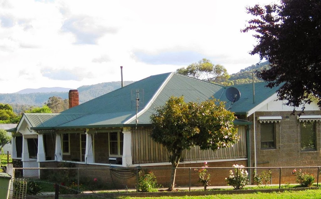 "Wonjeena" - Hodgkins Farm House / Homestead | lodging | Robyn and Nevis Hodgkin, 113 Srcubby Creek Road, Mitta Mitta VIC 3701, Australia | 0260723505 OR +61 2 6072 3505