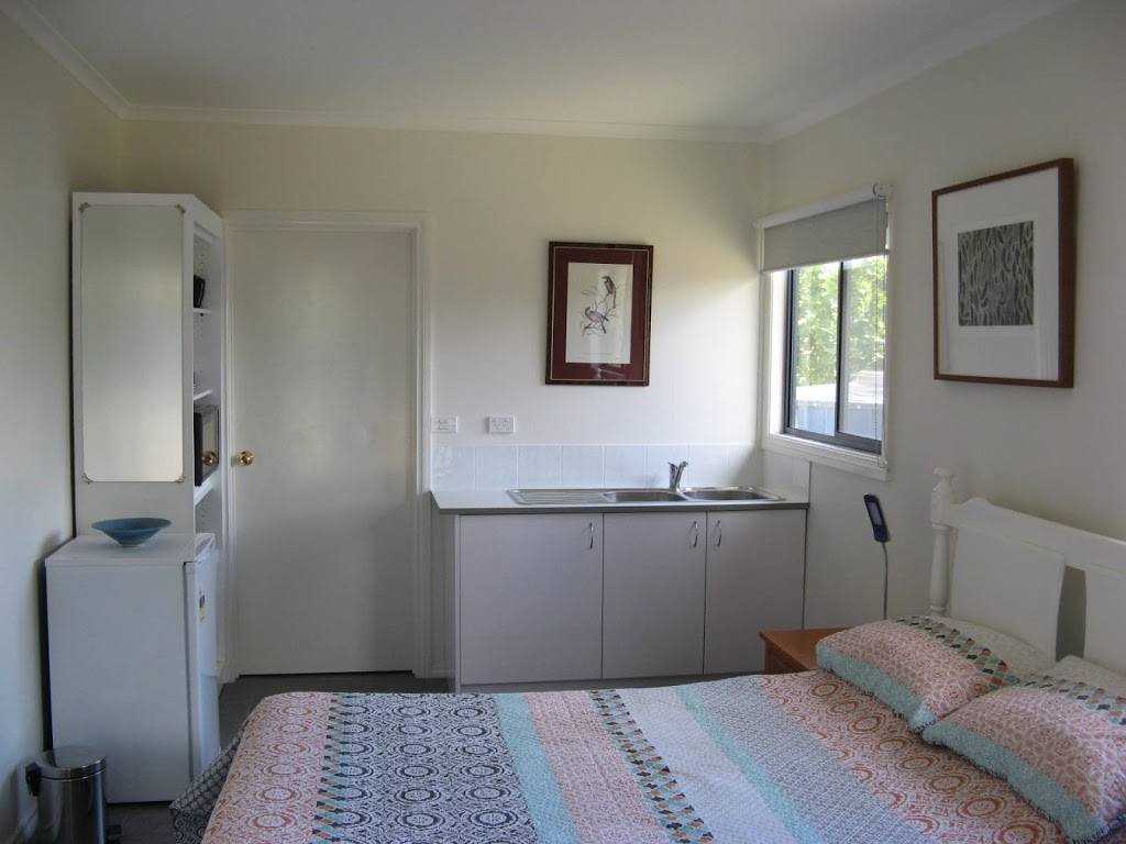 Ballan Accommodation "Horse & Goat" Self Contained Private Unit | lodging | 1 Hogan Rd, Ballan VIC 3342, Australia | 0410771019 OR +61 410 771 019