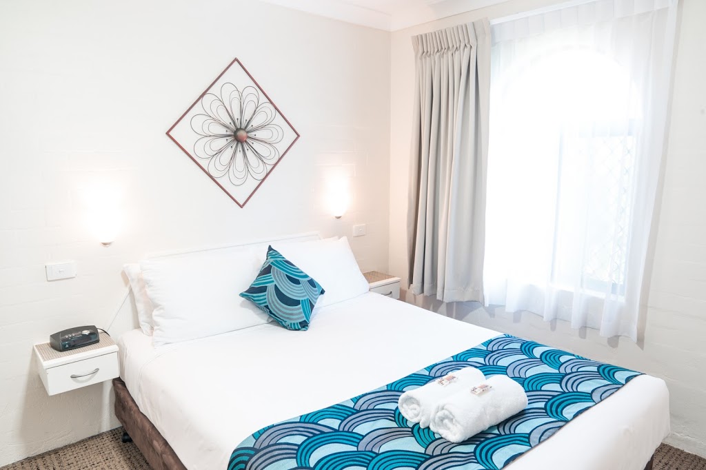 Byron Sunseeker Motel | 100 Bangalow Rd, Byron Bay NSW 2481, Australia | Phone: (02) 6685 7369