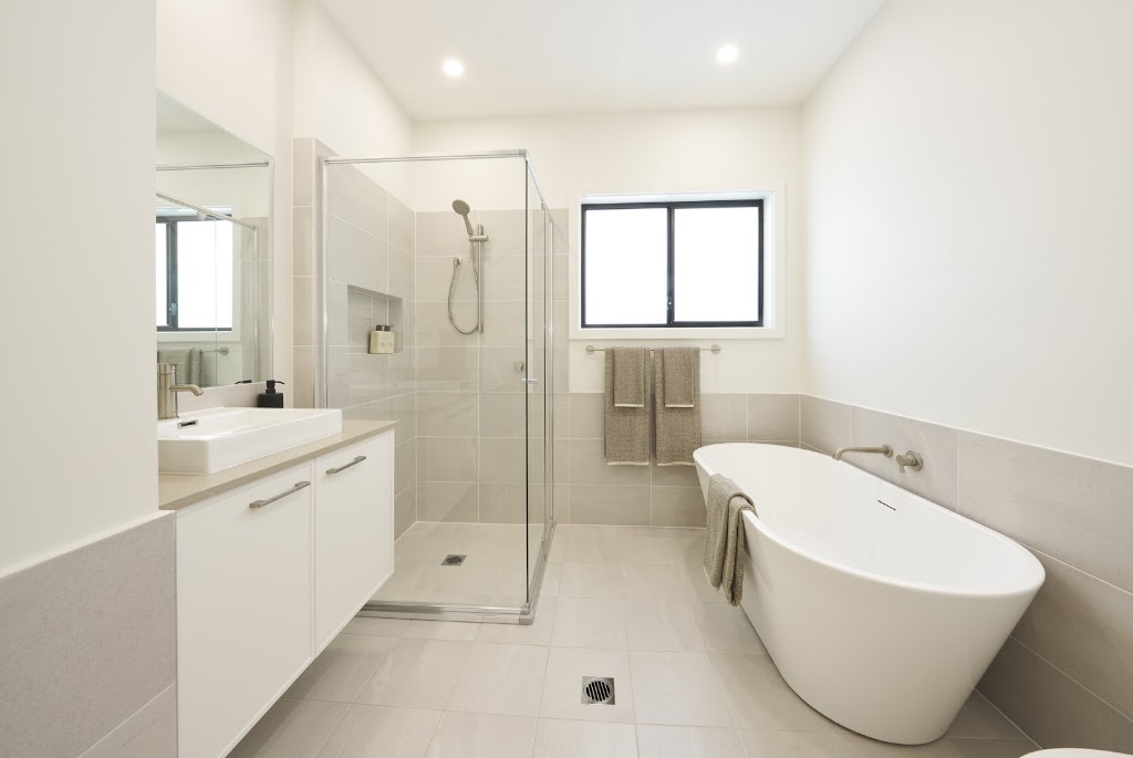 Masterton Homes - Figtree Hill Stockland | 16 Bunyip Ave, Gilead NSW 2560, Australia | Phone: 1300 446 637