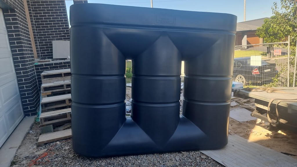 Watertanks R Us | Unit 15/252 Hume Hwy, Lansvale NSW 2166, Australia | Phone: 0450 339 339