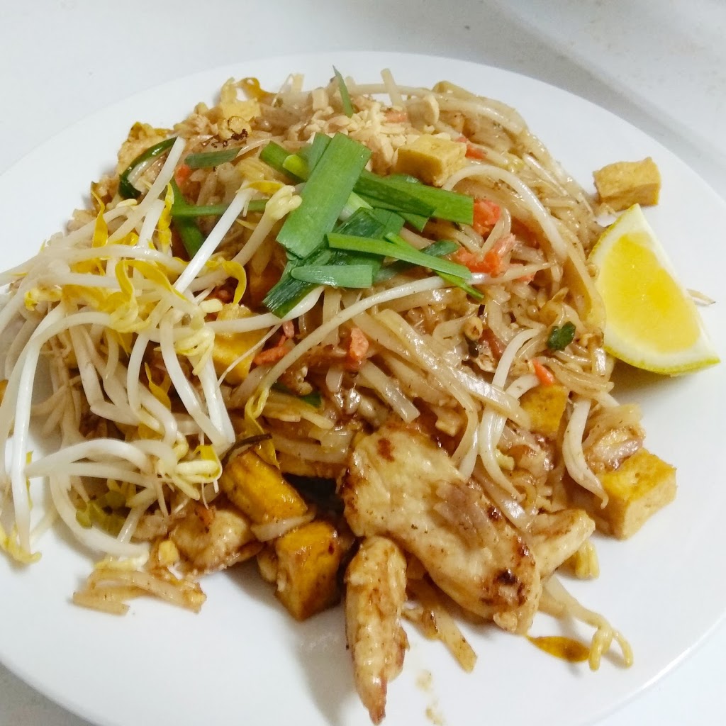 Tiny Thai Takeaway | 86 Moroney St, Bairnsdale VIC 3875, Australia | Phone: (03) 9070 7243