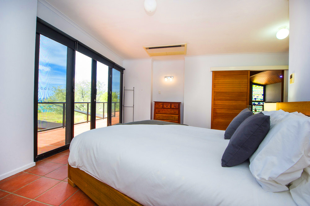 The Beach House at Arthur Bay | 1 Arthur Bay Rd, Magnetic Island QLD 4819, Australia | Phone: (07) 4778 5955