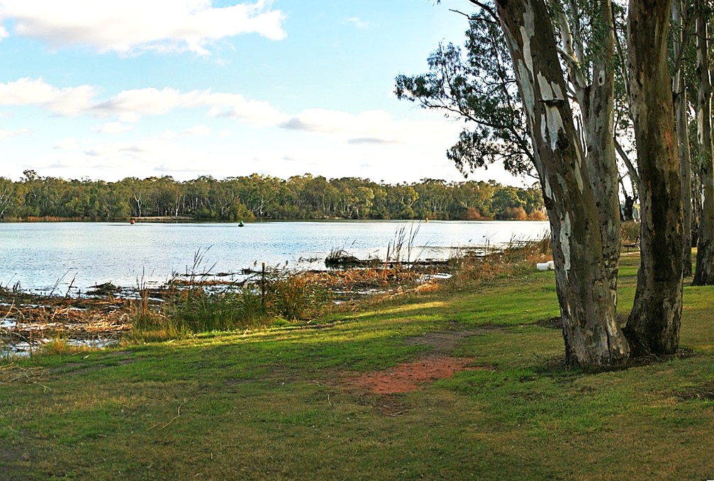 1268KM Track Camping Area | 12-68km Track, Kenley VIC 3597, Australia | Phone: 13 19 63
