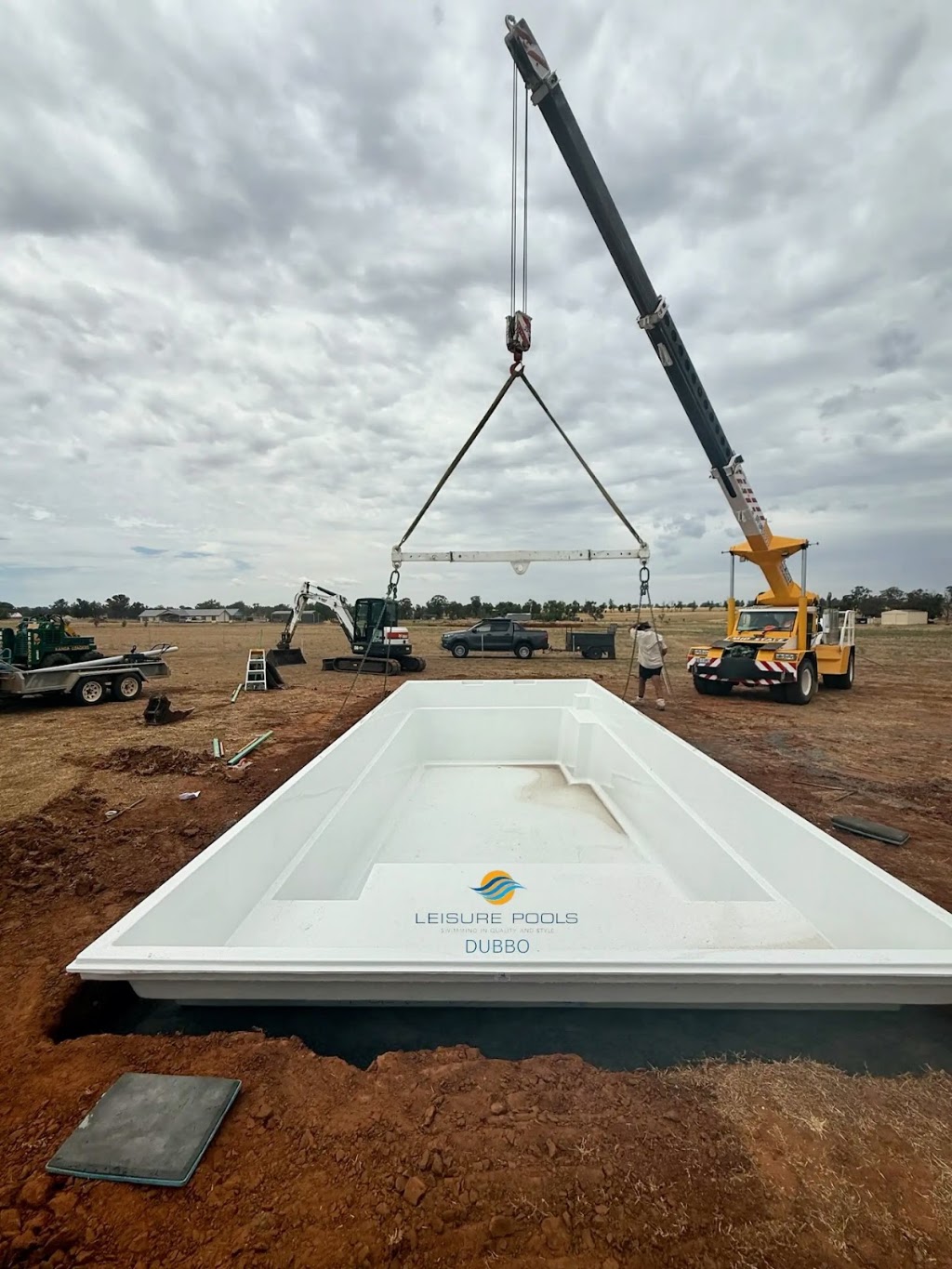 Dubbo Pool World | Grangewood Estate, 85 Lincoln Parkway, Dubbo NSW 2830, Australia | Phone: 0419 299 381